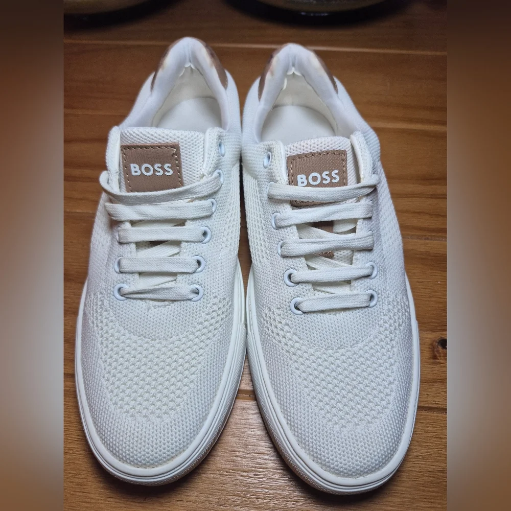 BOSS Katie Low‎ Cut Sneakers White (EU 39) Womens Size 8.5